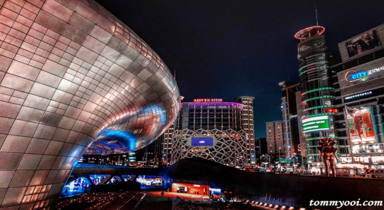 Dongdaemun Design Plaza (DDP)